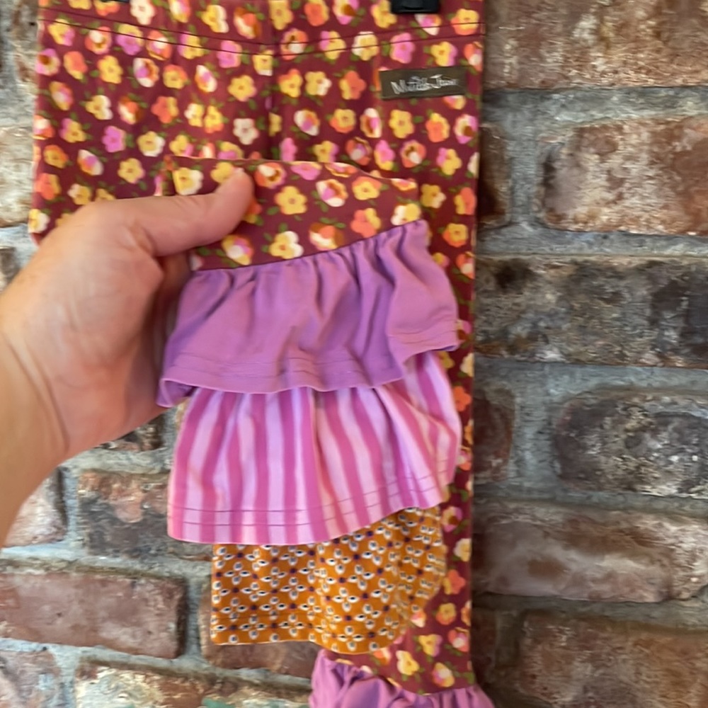 💞💞MATILDA JANE RUFFLE LEGGINGS- 4T💞💞 - Picture 2 of 5